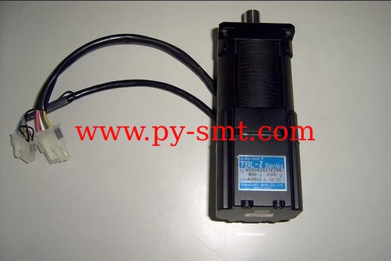 China JUKI SERVO MOTOR 800W KM000000020 TS514N1827E200 manufacturer